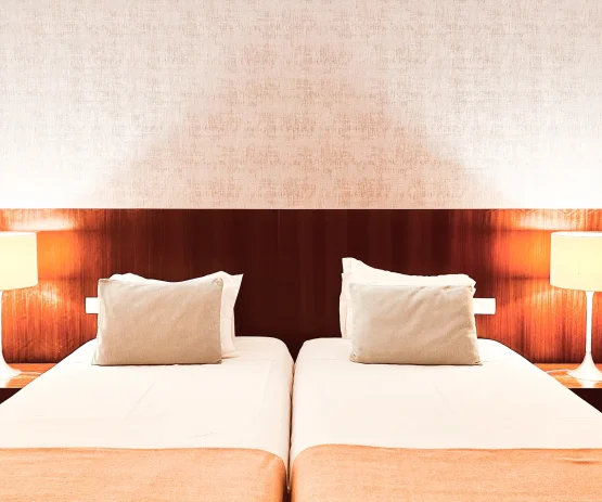 Quarto Twin Comfort - Hotel Rural Quinta do Pinheiro - Alcobaça Nazaré